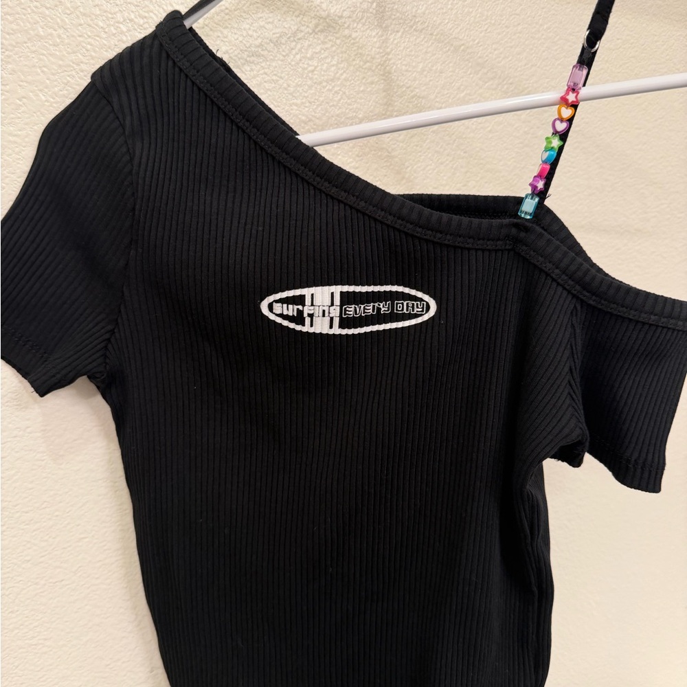 Uniqlo Black Off-Shoulder Crop Top